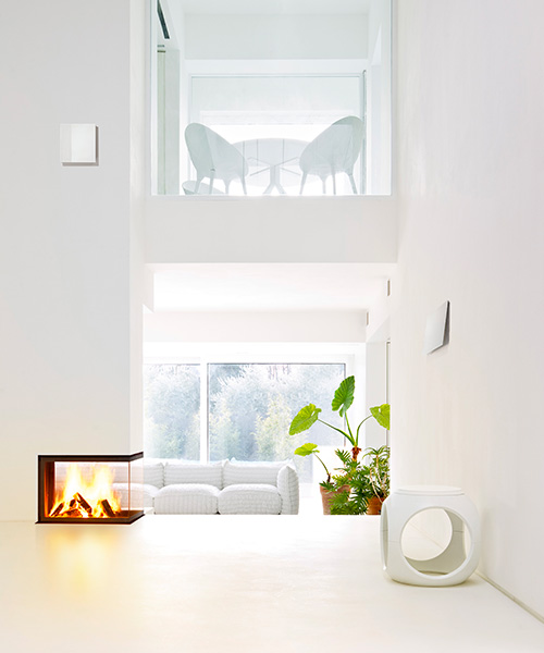 Forma modern камин от MCZ